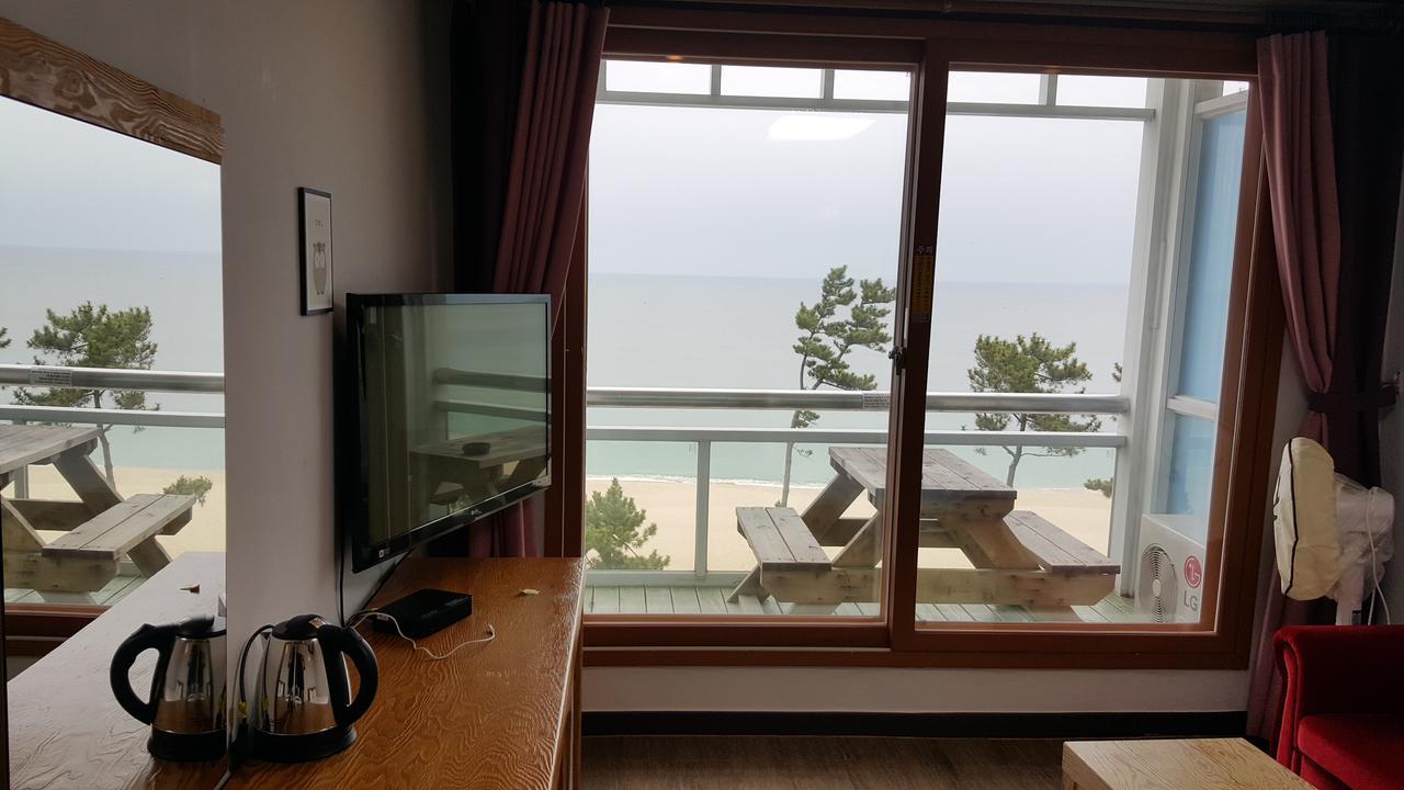 Time Motell Gangneung Exteriör bild